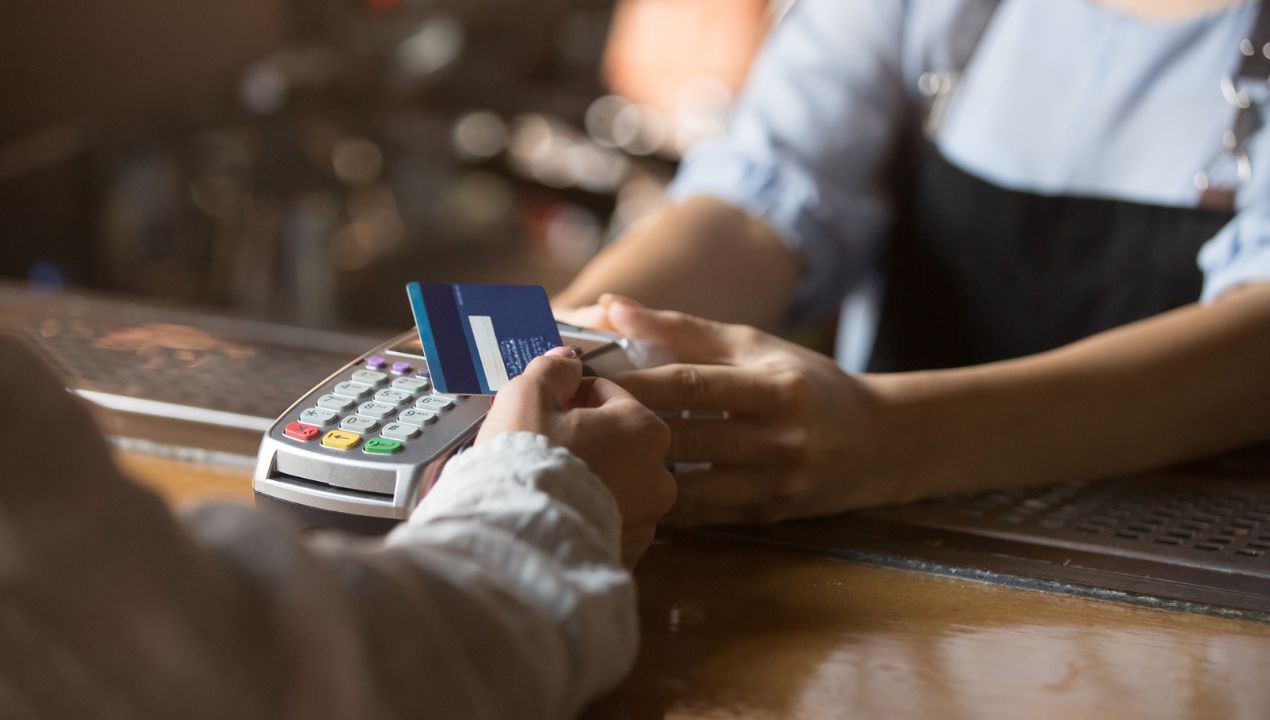 Tap to pay credit card at check out