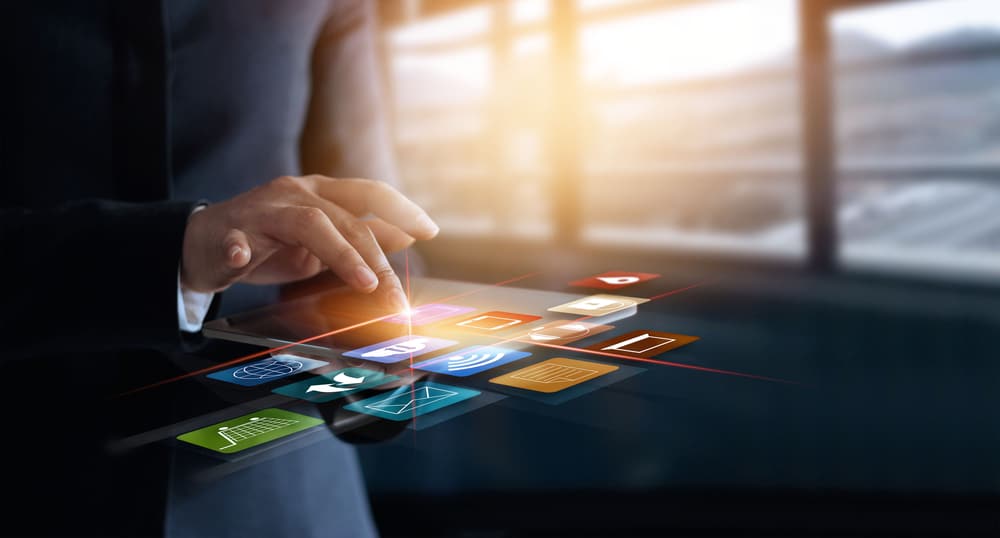 3 innovative ways to communicate with customers