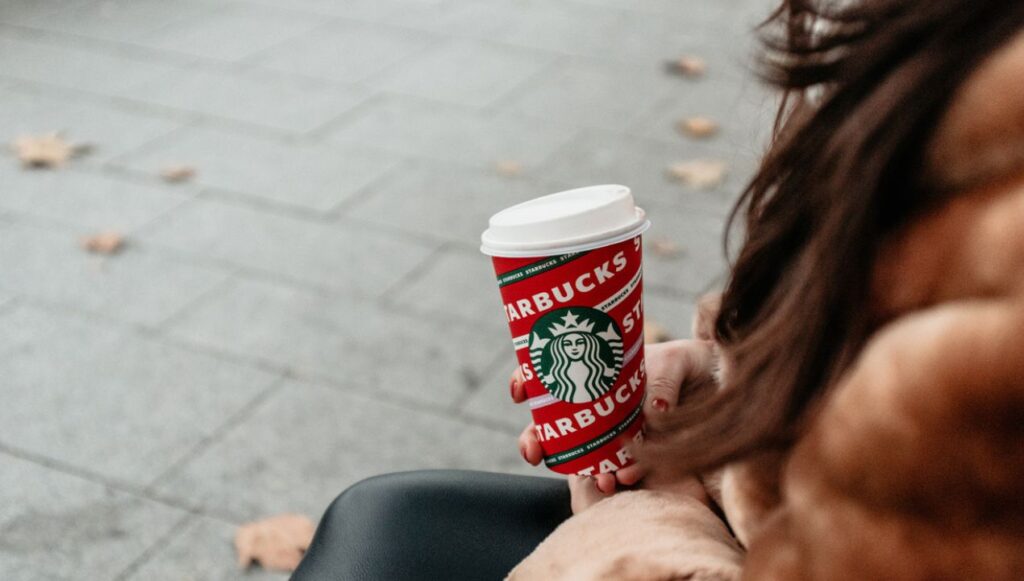 earn free drinks at Starbucks